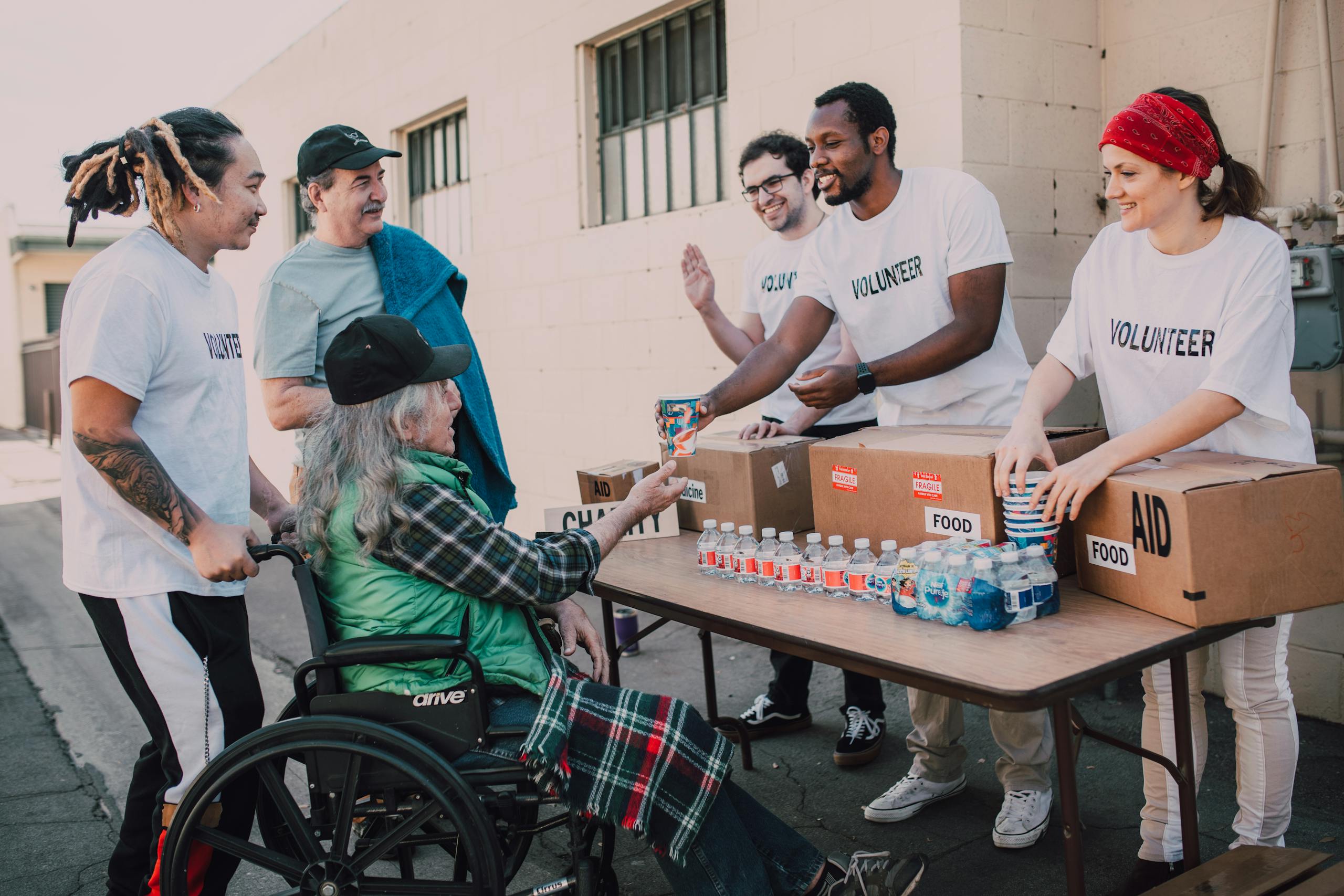 Read more about the article How To Get Students EXCITED About Volunteering!